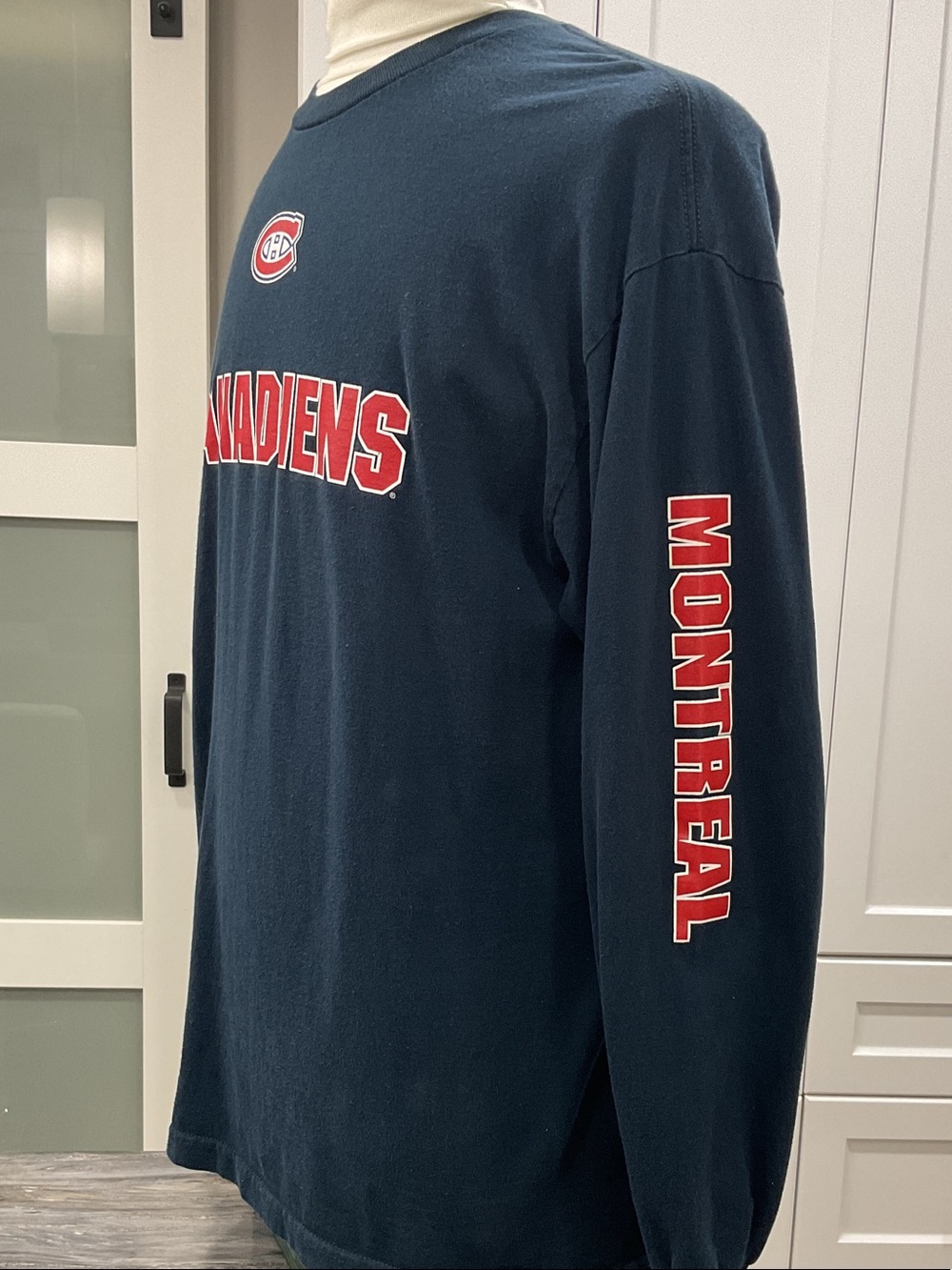🏒 Montreal Canadiens Navy Blue Long Sleeve Shirt | Adult XL - Picture 3 of 7